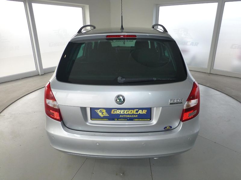 Škoda Fabia (2009) 1,6i-77KW**DSG**KLIMA**PARK.S* - fotka 6 z 24