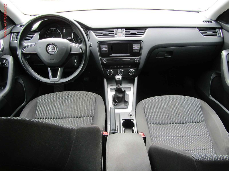 Škoda Octavia (2016) 1.6 TDi, ČR, Ambition - fotka 8 z 16