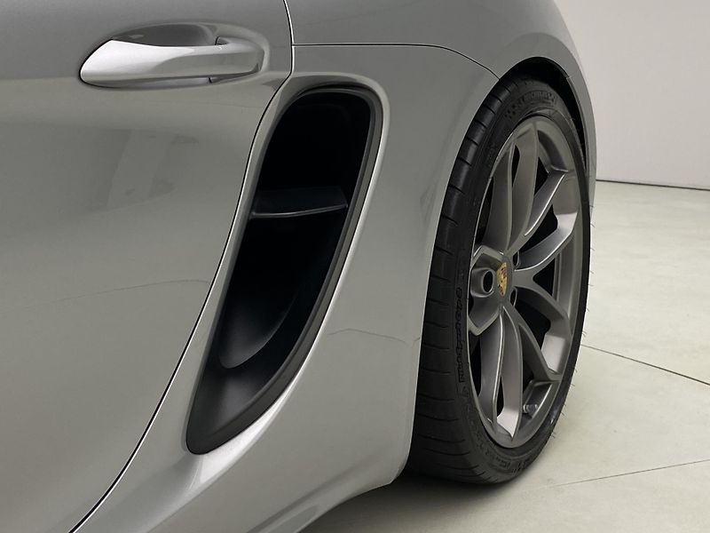 Porsche Boxster 718 SPYDER ČR 1.maj. APPROVED - fotka 39 z 44