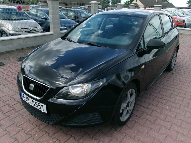 Seat Ibiza (2009) 1,4 16V KLIMA - fotka 1 z 27
