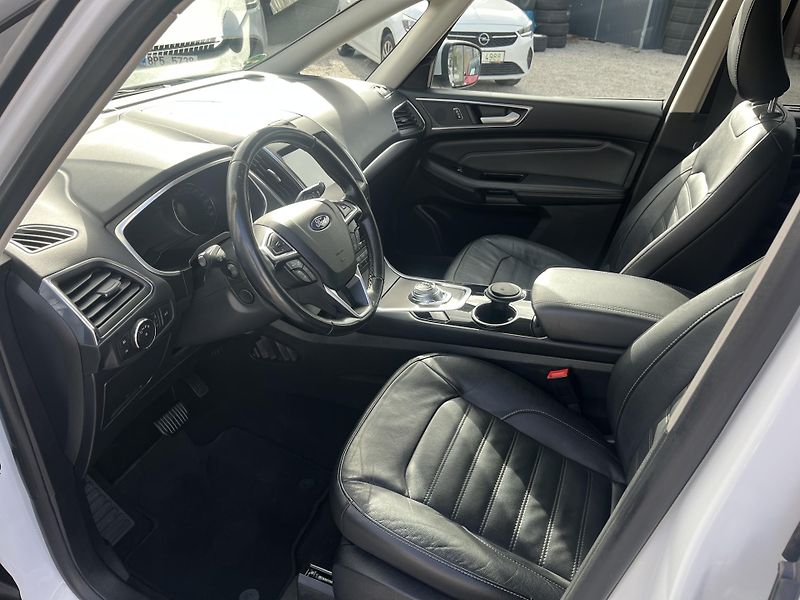 Ford Galaxy (2019) 2.0TDCi 177kw Titanium - fotka 11 z 24