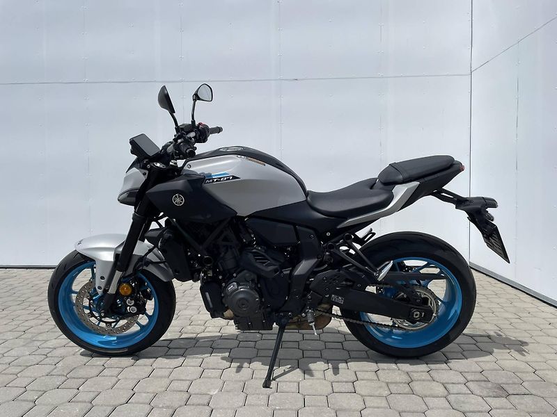 Yamaha MT-07 Y-AMT EU5+ - fotka 6 z 11