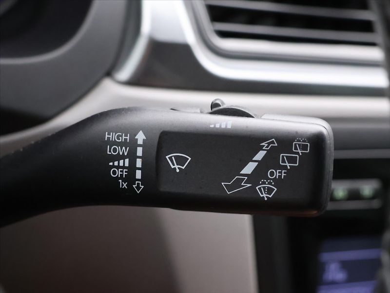 Škoda Rapid 1,2 TSI 63kW Ambition Fresh - fotka 16 z 27