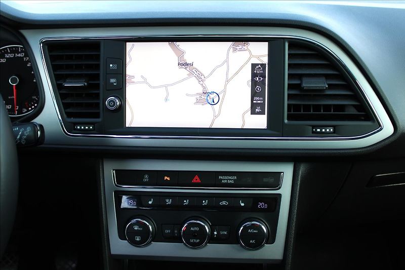 Seat Leon 1,8 TSi Xcellence FullLED, ACC - fotka 14 z 48