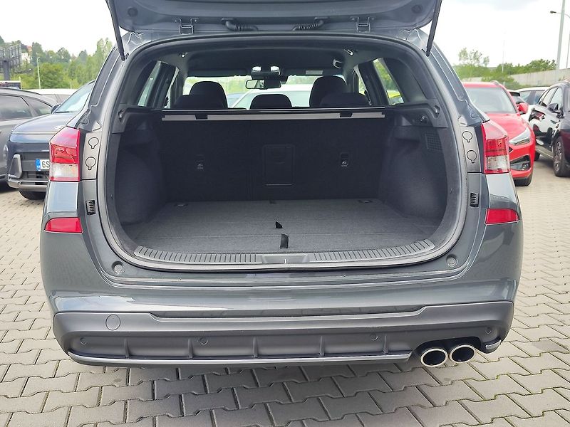 Hyundai i30 1.5 T-GDi/103kW N-Line DCT - fotka 9 z 31