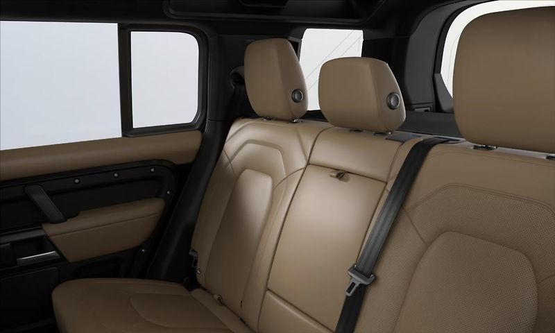 Land Rover Defender (2026) 110 D350 X-DYNAMIC HSE - fotka 8 z 8