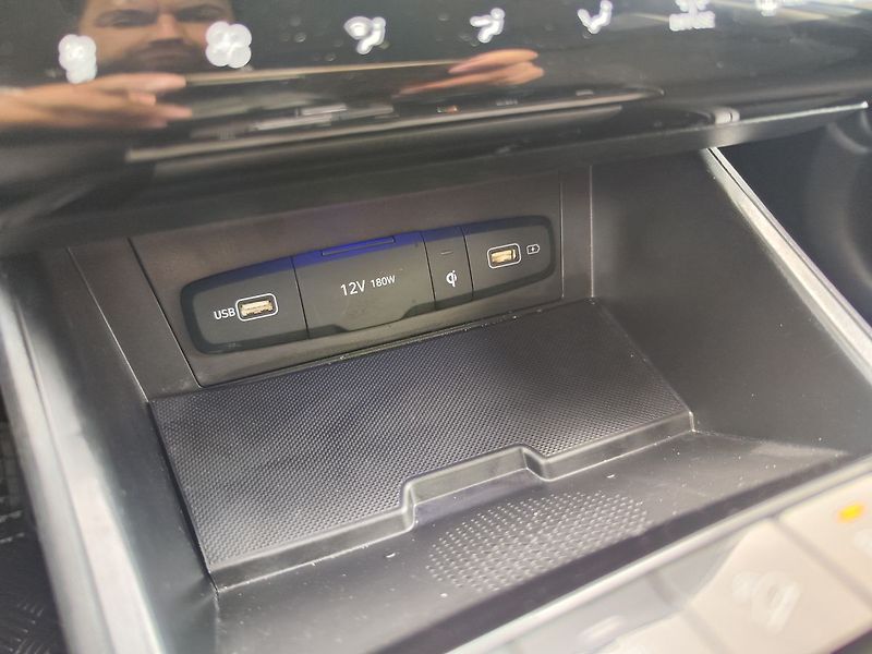 Hyundai Tucson 1.6 T-GDI/110kW style DCT MHEV - fotka 28 z 41