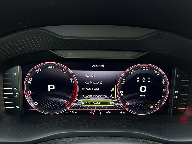 Škoda Karoq 1.5TSi DSG 150PS Sportline Mat - fotka 21 z 46