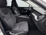 Volvo XC60 (2026)  B5 AWD AUT ESSENTIAL - náhled 17