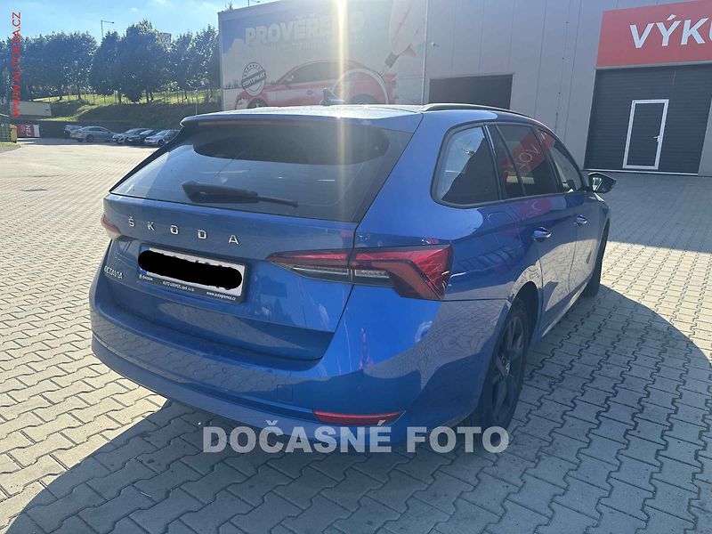 Škoda Octavia (2020) 1.5TSi, LED, autoAC - fotka 2 z 3