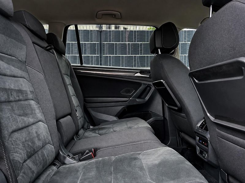 Volkswagen Tiguan Allspace (2017) 2.0 TDI 140kW DSG 4x4 HIGHLINE - fotka 14 z 46