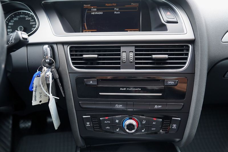 Audi A4 2.0 TDI/manuál/KO MOTOR !!! - fotka 31 z 42