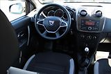 Dacia Sandero 0,9 STEPWAY KLIMA, SERVISKA - náhled 11