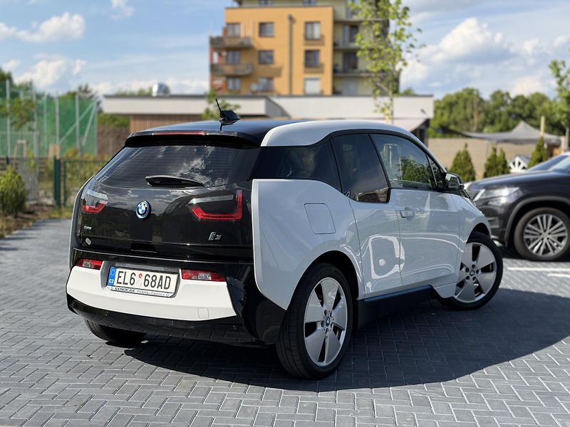 BMW i3 (2016) 60ah 125 kW - fotka 6 z 23