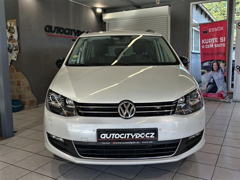 Volkswagen Sharan 2.0 TDi 125kW, 7 MÍST, MATCH - fotka 2 z 24
