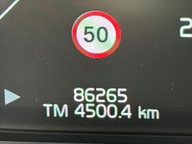 Volvo XC60 2,0 - fotka 34 z 62