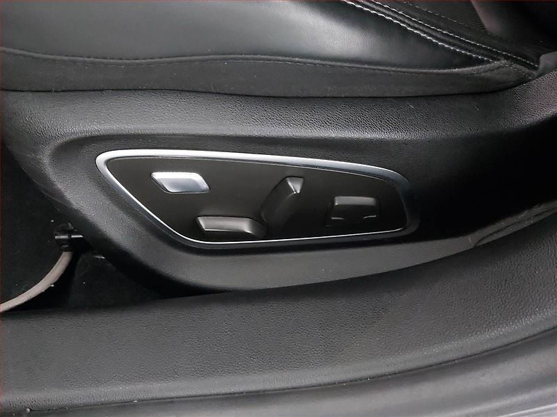 Renault Talisman (2015) Initiale Paris 1.6 dCi - fotka 16 z 21
