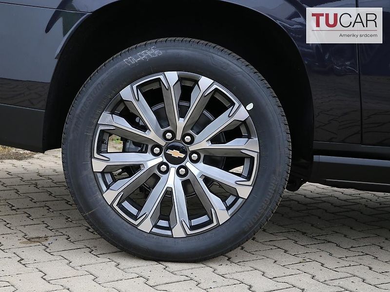 Chevrolet Suburban (2026) 6.2 V8 High Country  - fotka 7 z 51