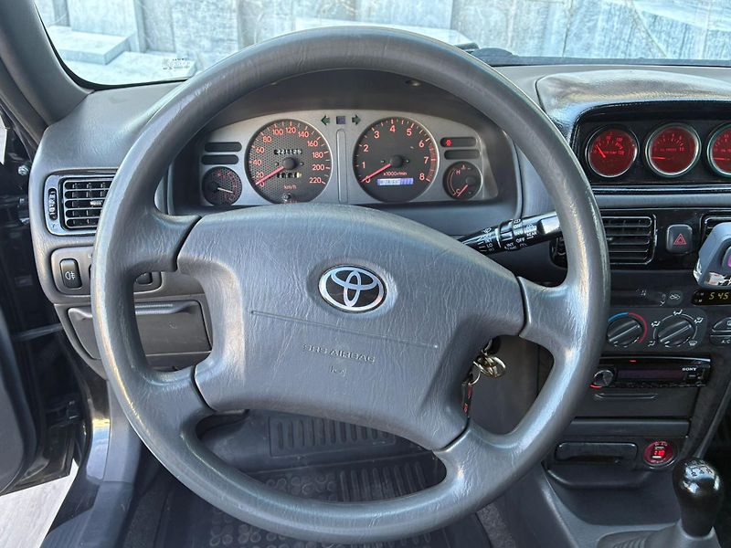 Toyota Corolla (2000) 1.4 LPG, 71KW - fotka 15 z 15