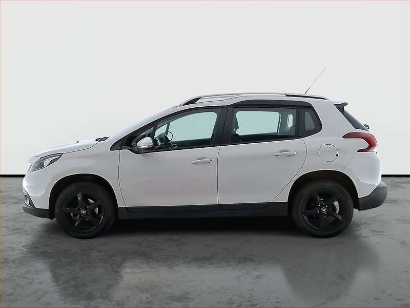 Peugeot 2008 (2018) 1.2 PureTech, ČR,1.maj - fotka 3 z 16