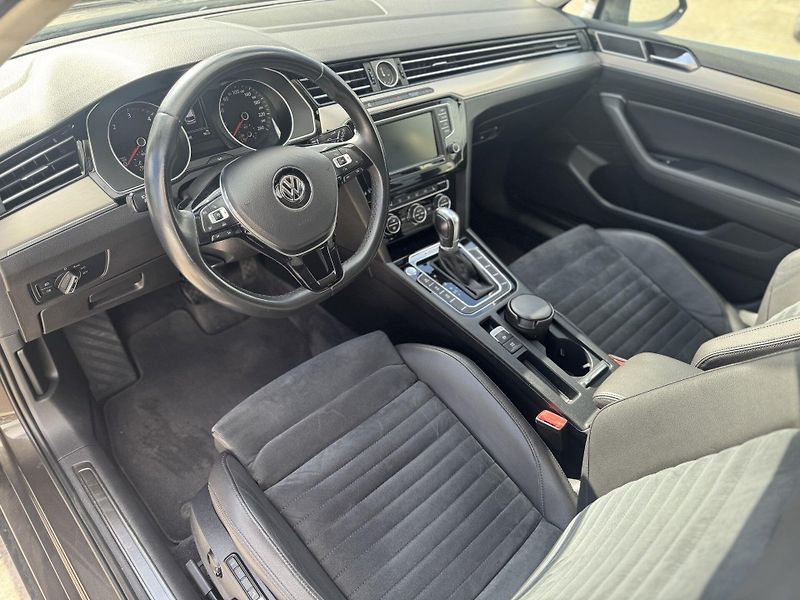 Volkswagen Passat - fotka 7 z 11