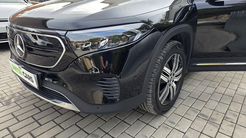 Mercedes-Benz EQB (2022) 300 4matic SoH 95,5% - fotka 34 z 34