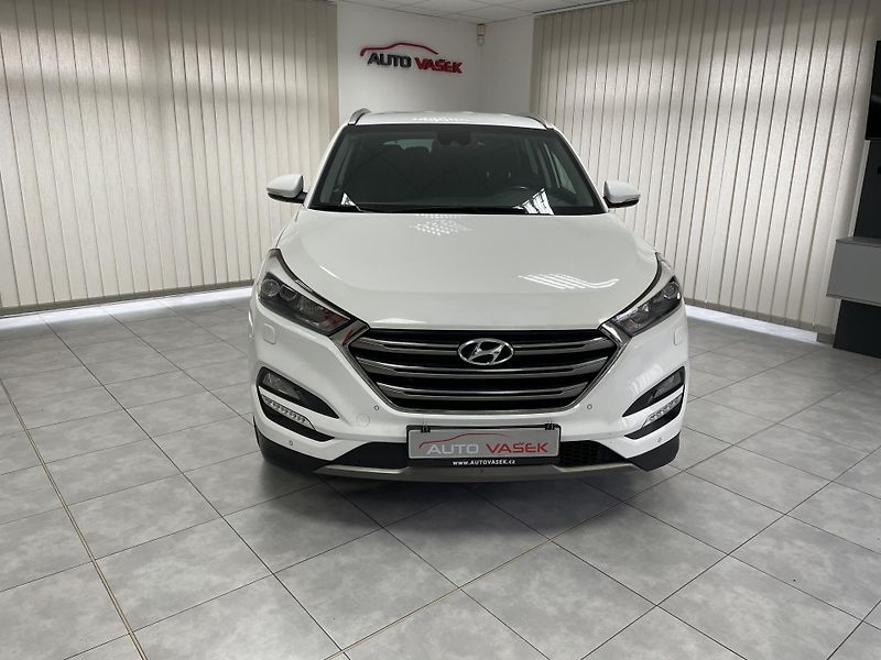 Hyundai Tucson 1.6 T-GDi 4x4 AT ČR 1.MAJ SER. - fotka 4 z 28