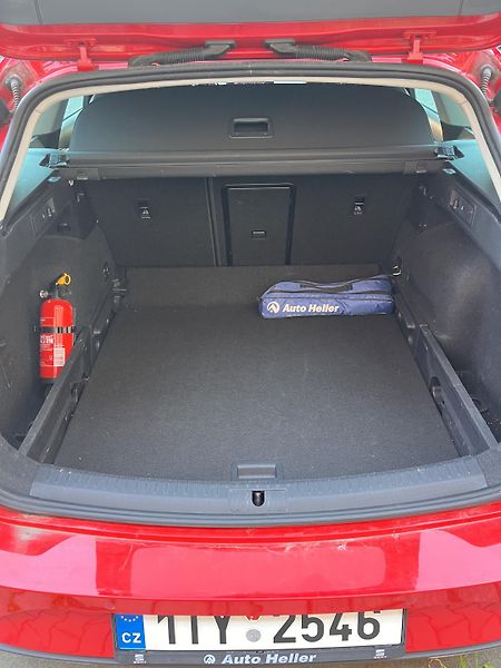 Seat Leon (2020) ST FR - 1.majitel, tažné - fotka 12 z 29