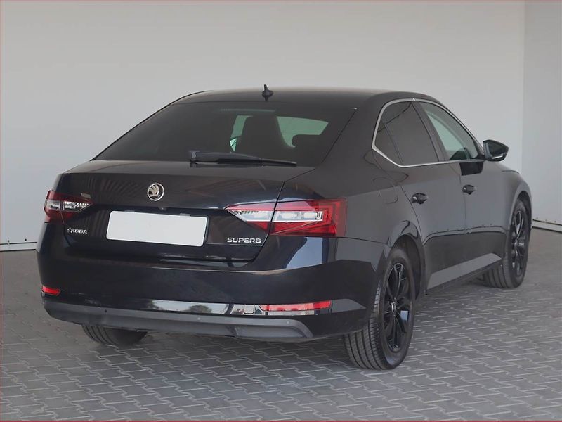 Škoda Superb (2018) Style 2.0 TDI, Automat, Kůže - fotka 5 z 24