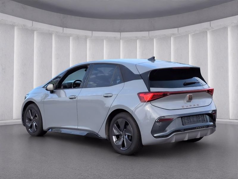 Cupra Born 150kW LED Carplay Ambient - fotka 4 z 17