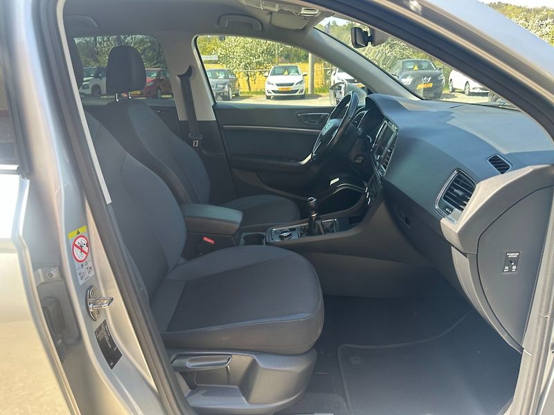 Seat Ateca 1.6 TDi 85kW/1MAJ/Kamera - fotka 20 z 31