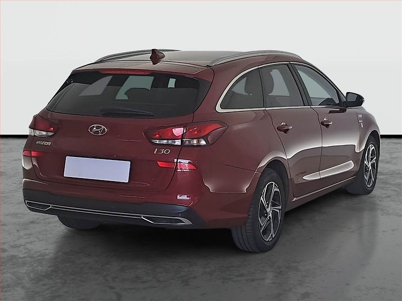 Hyundai i30 (2021) 1.5 T-GDI MHEV, Tempomat - fotka 5 z 15