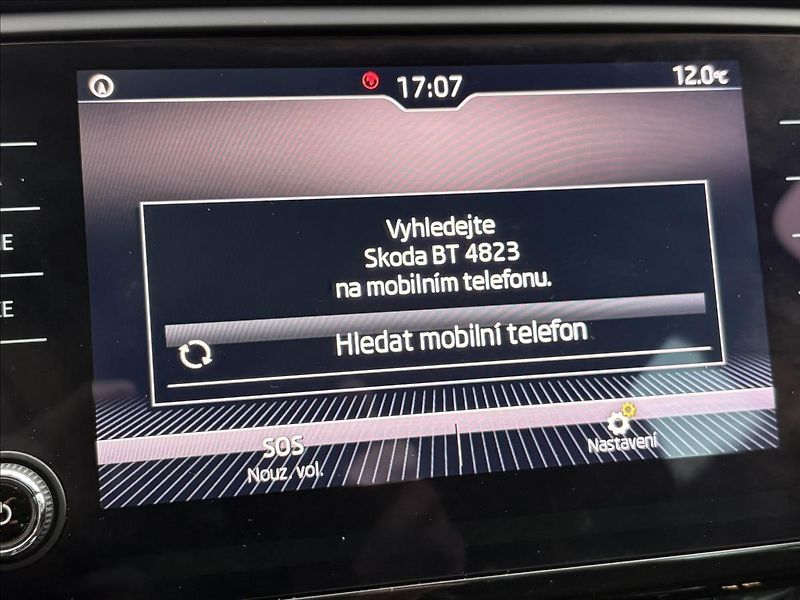 Škoda Octavia 1,6 TDi 85kW DSG,Led,Navi,PDC - fotka 15 z 34