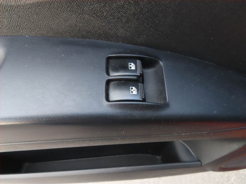 Kia Picanto (2011) 1.0 CVVT, Serv.kniha, po STK - fotka 15 z 15