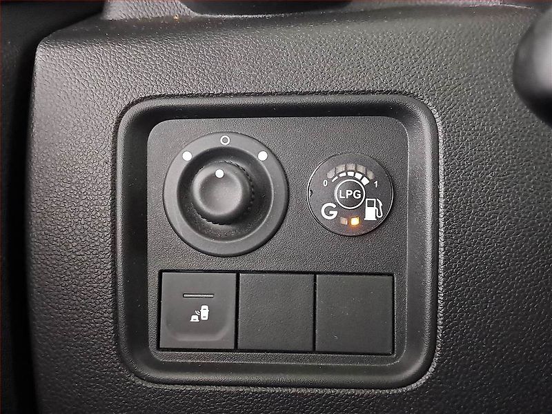 Dacia Duster (2021) 1.0 TCe, LPG, Navi, Tempomat - fotka 19 z 20