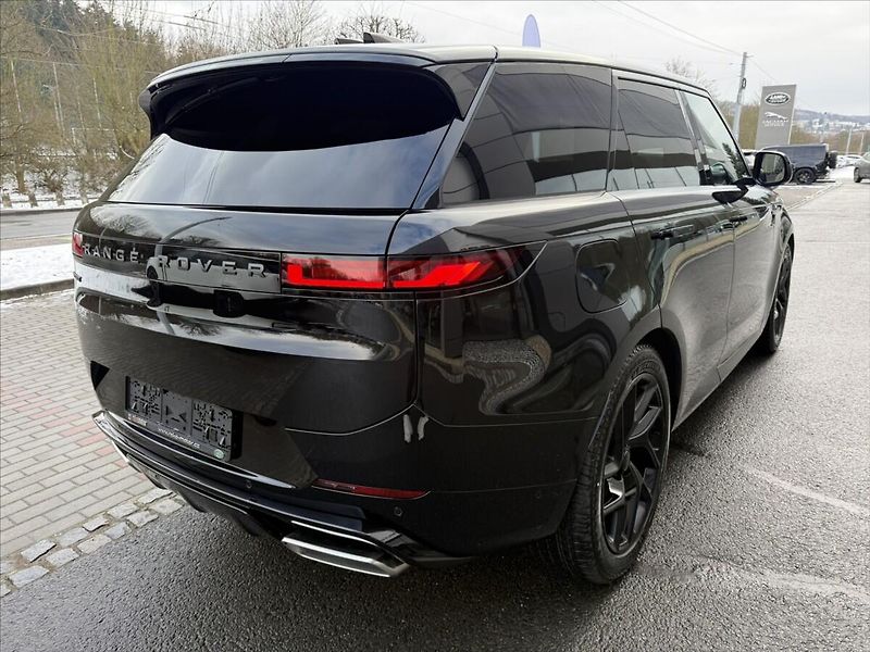Land Rover Range Rover Sport (2026) 3,0 DYNAMIC SE P460e - fotka 7 z 38