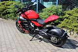 Ducati Diavel (2023) V4 RED 2023 - náhled 8