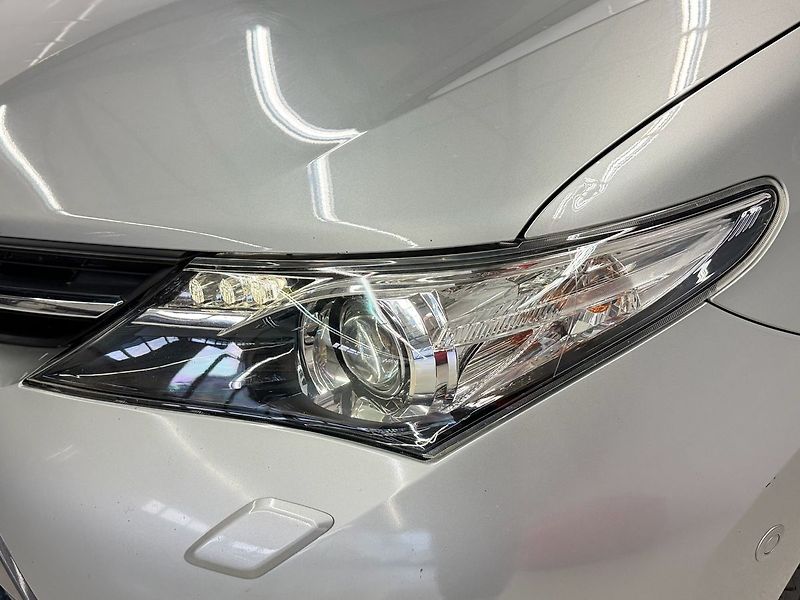 Toyota Auris 1.8 HYBRID e-CVT TS STYLE, KEY - fotka 7 z 18