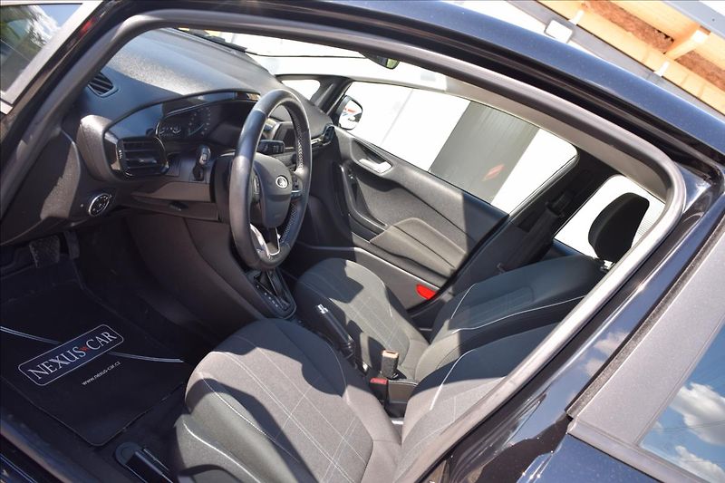 Ford Fiesta 1,0 i 73KW AUTOMAT NÍZKÉ KM - fotka 13 z 45
