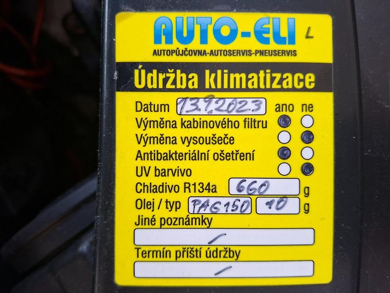 Volkswagen Tiguan (2009) 2.0TDI 103kW DSG 4MOTION -ČR - fotka 34 z 35