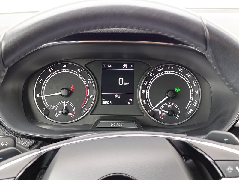Škoda Fabia 1.5TSI 110kW ČR 1.MAJ DPH - fotka 21 z 30