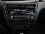 Škoda Rapid (2014) Spaceback 1.4 TSI, Automat - náhled 10