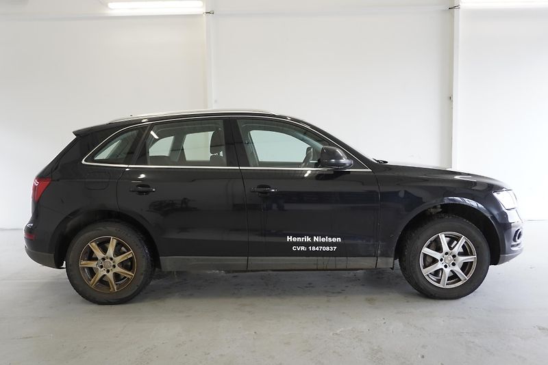 Audi Q5 VAN 3,0 TDI QUATTRO AUT. - fotka 4 z 28