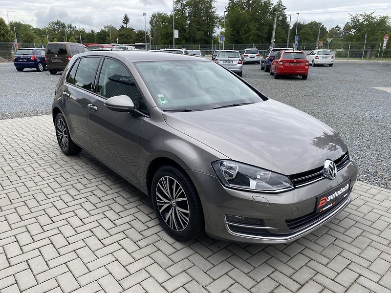 Volkswagen Golf 1.2 TSI 81kW -ALLSTAR-PDC-ALU - fotka 6 z 43