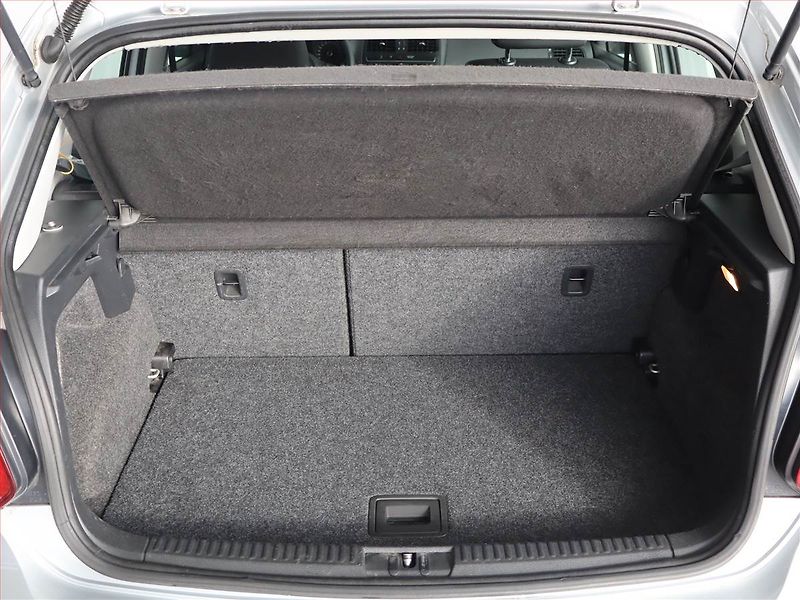 Volkswagen Polo (2011) 1.2 12V, Tempomat - fotka 13 z 16