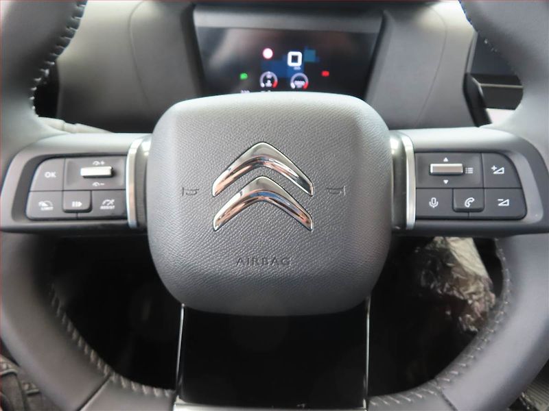 Citroën C4 (2025) Feel 1.2 PureTech, ČR,1.maj - fotka 15 z 16