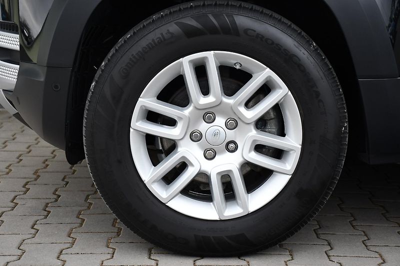 Land Rover Defender 110S D240 AWD MERIDIAN ČR - fotka 41 z 45