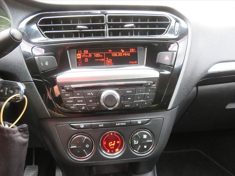 Peugeot 301 (2014) 1.6 VTi, Serv.kniha, nová STK - fotka 12 z 15
