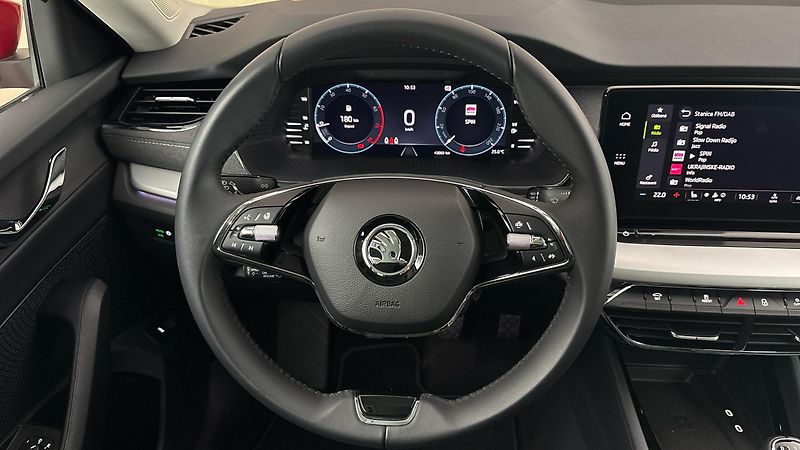 Škoda Octavia 1.5 TSI Style - fotka 9 z 26