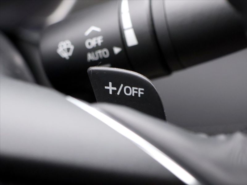 Mazda 6 2,5 143kW Skyactive Revolution - fotka 23 z 44